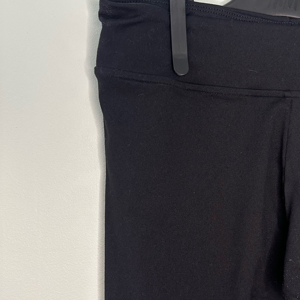Revolution Performance Black Leggings - Picture 3 of 6